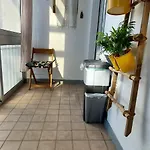 Appartement Tania House, Metro Italia 61